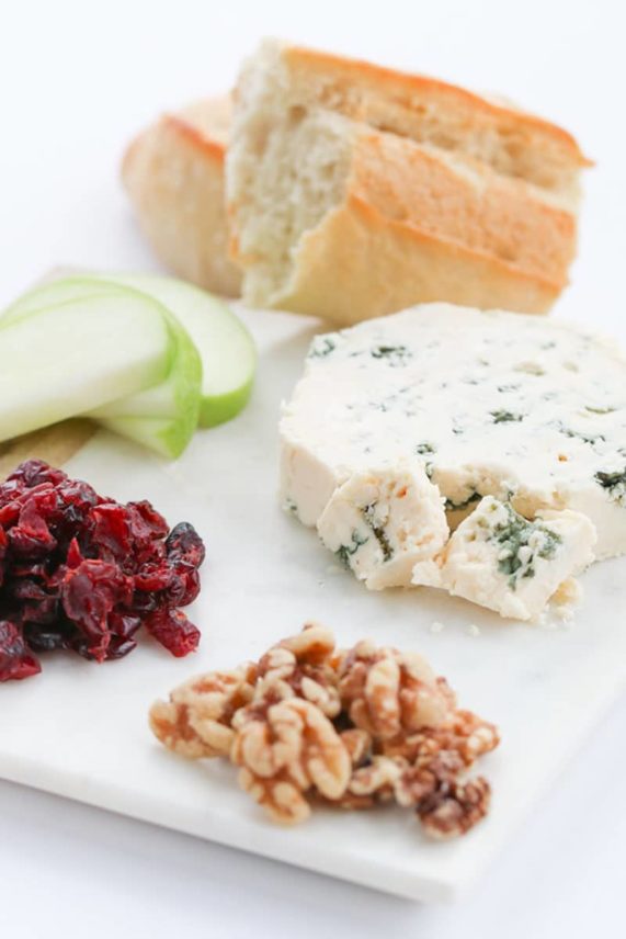 Fixing up an Ultimate Cheese Pairing Platter