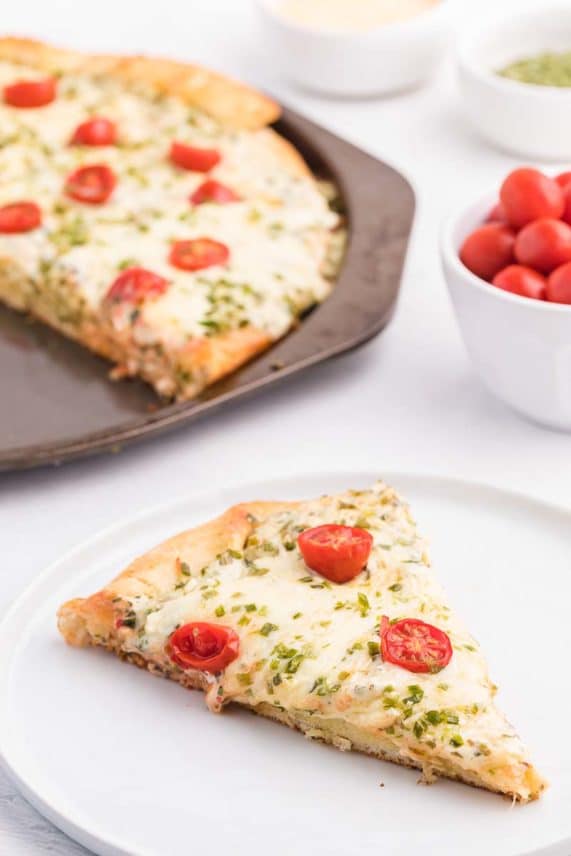 Hot slice of Spinach, Garlic & Chives Pizza