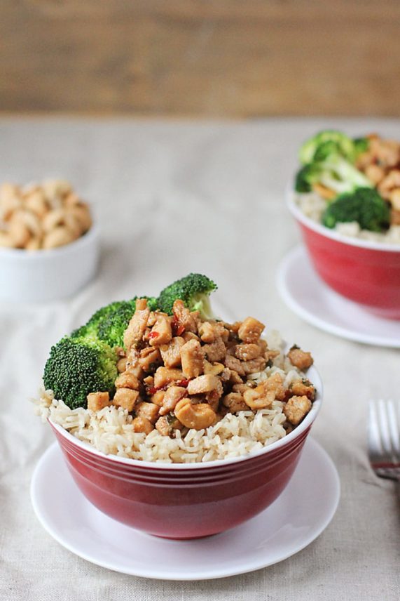 Bowls of Spicy Cashew Chicken