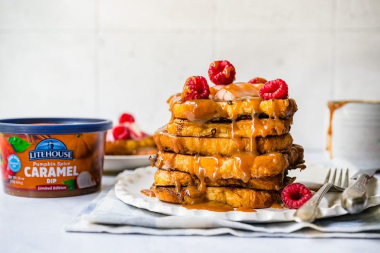Pumpkin Spice Caramel French Toast with Pumpkin Spice Caramel Dip